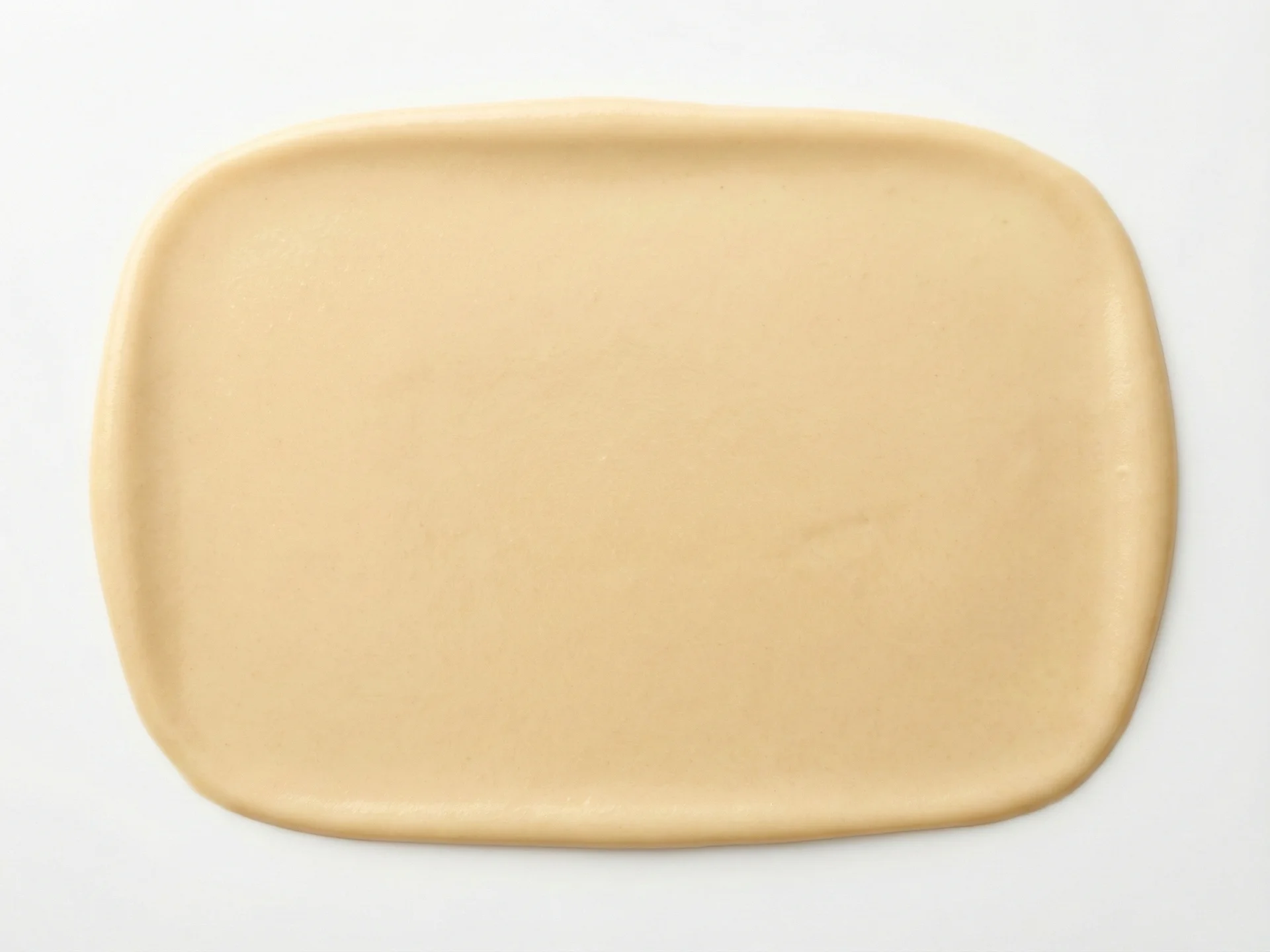 Voor baby's van 12-18 maanden, serveer amandelen alleen in volledig gladde, smeerbare vormen. Meng een dun laagje gladde amandelpasta door havermout of yoghurt, of gebruik amandelmeel in pannenkoeken of muffins. Zorg ervoor dat gebakken producten zacht zijn en gemakkelijk tussen het tandvlees kunnen worden gepureerd.