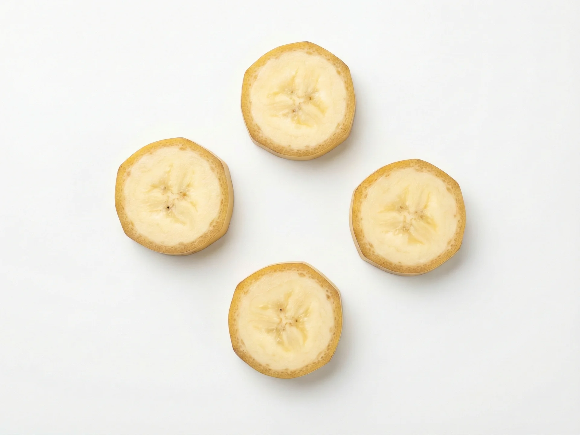 Voor peuters vanaf 12 maanden: appelbanaan kan op verschillende manieren worden geserveerd - heel (onder toezicht), in plakjes, gepureerd of verwerkt in recepten. Ze kunnen oefenen met happen nemen van een hele banaan met jouw hulp.