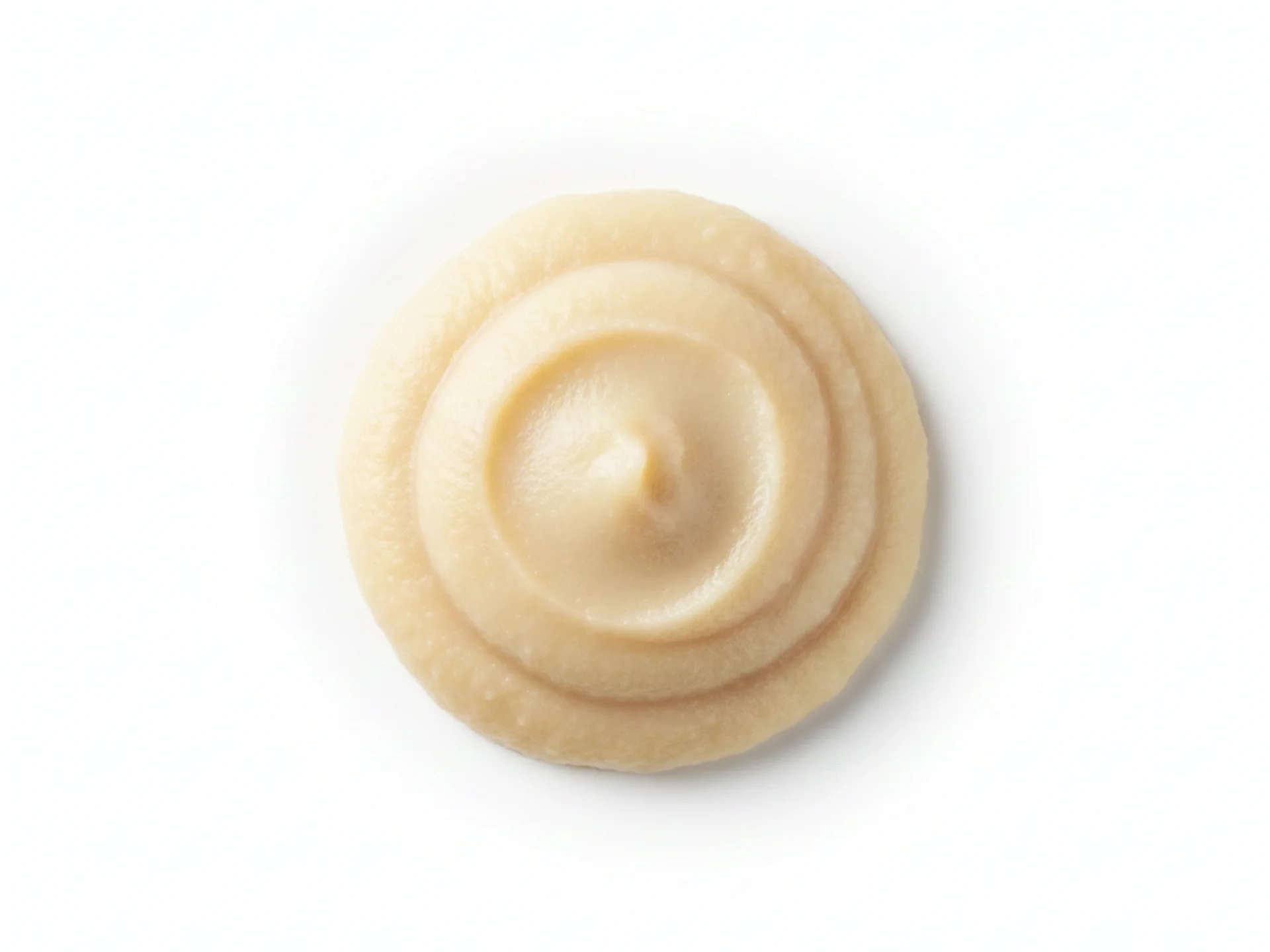 Per bambini di 12-18 mesi, cuoci le castagne fino a renderle molto morbide, quindi schiacciale o frullale fino a ottenere una consistenza liscia. Puoi mescolarle con farina d'avena, yogurt o purè di verdure per aggiungere sapore e nutrienti. Assicurati che non ci siano pezzi duri per prevenire il soffocamento.