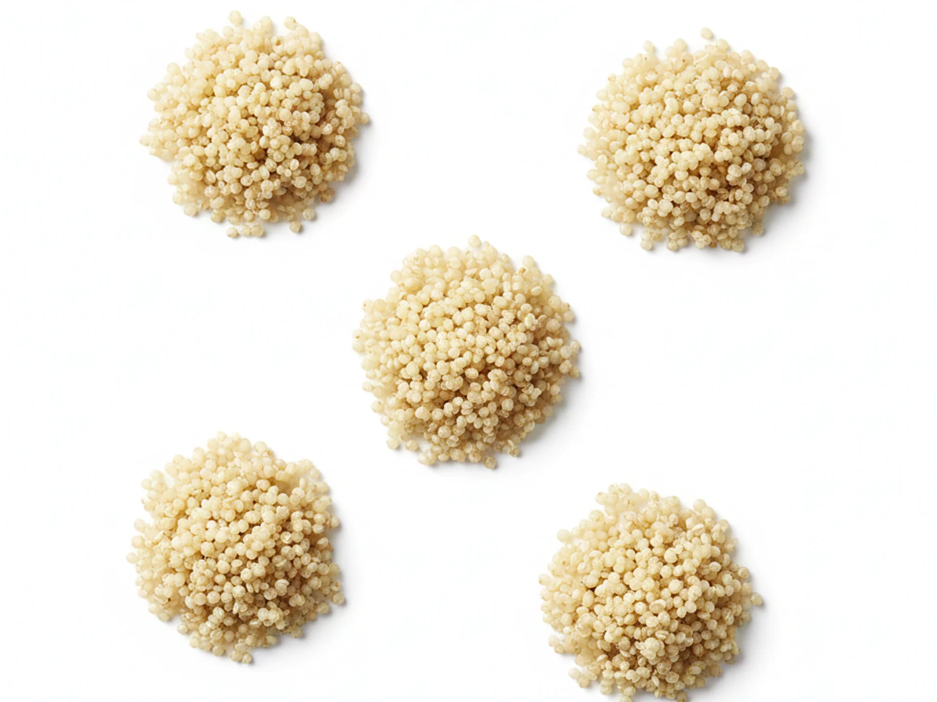 For toddlers 12 months and up, quinoa can be served as a side dish or mixed into meals like salads, soups, or casseroles, with a firmer texture to match developing chewing skills. Introduce it in more complex dishes, such as quinoa stir-fries or baked goods, to keep meals interesting and nutritious.
